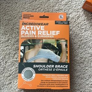 Incrediwear Active Pain Relief Grey Shoulder Brace. Size XL.